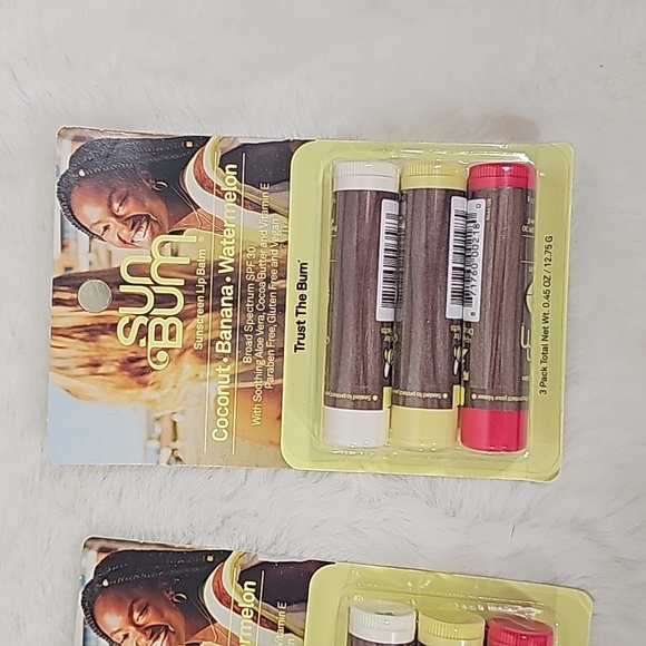 Original SPF 30 Sunscreen Lip Balm 3-Pack - Picture 3 of 6